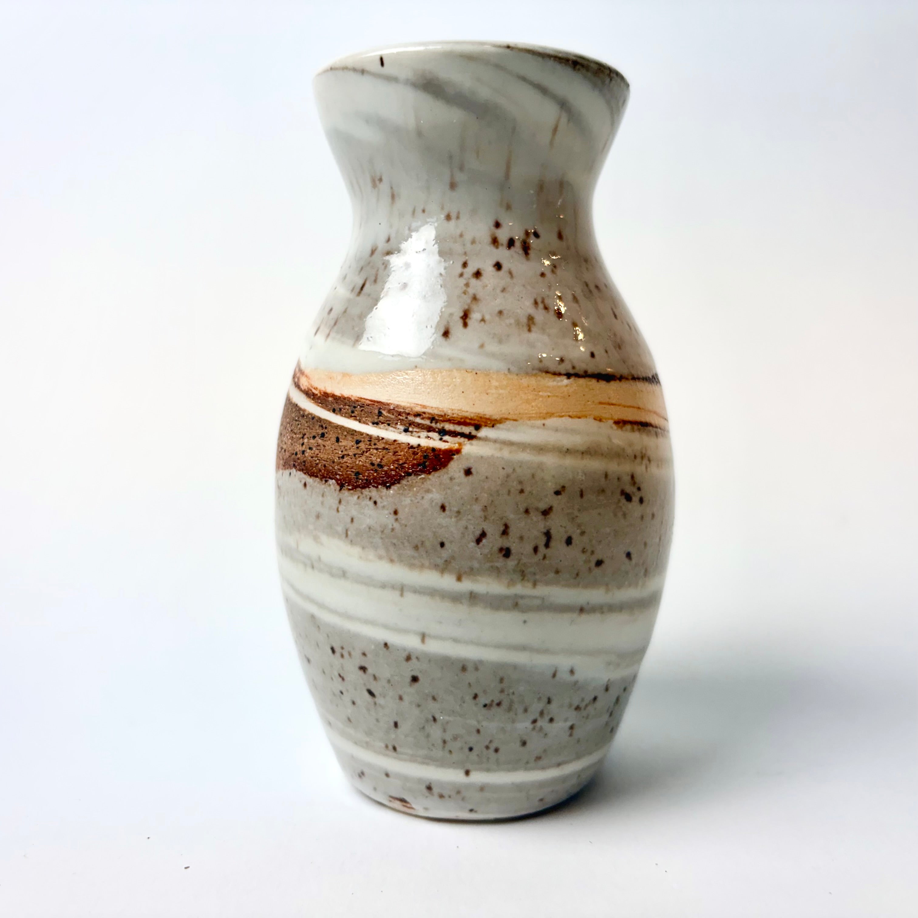 Wave bottle vase